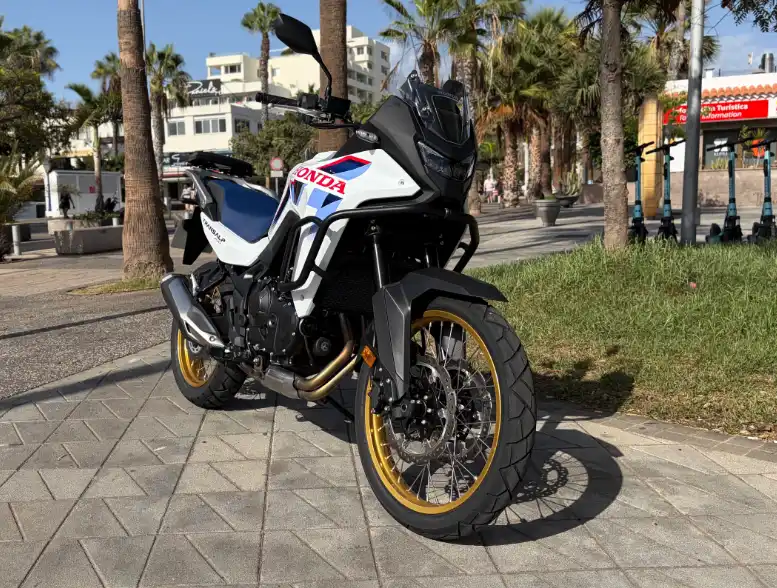 NOLEGGIO HONDA TRANSALP XL750 A TENERIFE